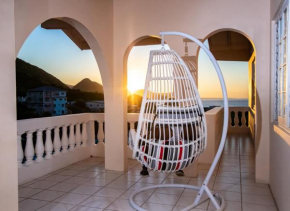 876 JA Oasis & Hideaway - by Kingston Airport